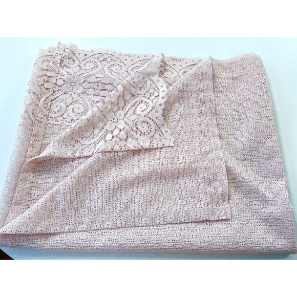 Vintage 90s pink curtain, contemporary ladder work lace, floral scalloped edge - Picture 7 of 9